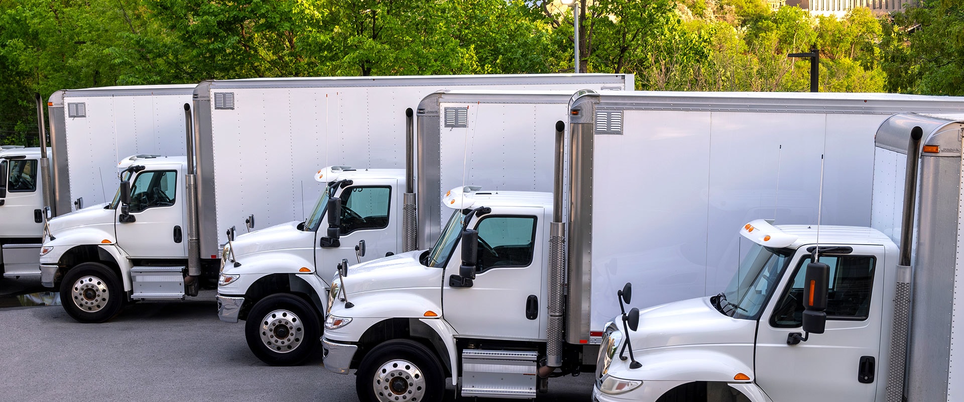 Finding the Best Time to Rent Moving Trucks: A Seasonal Guide